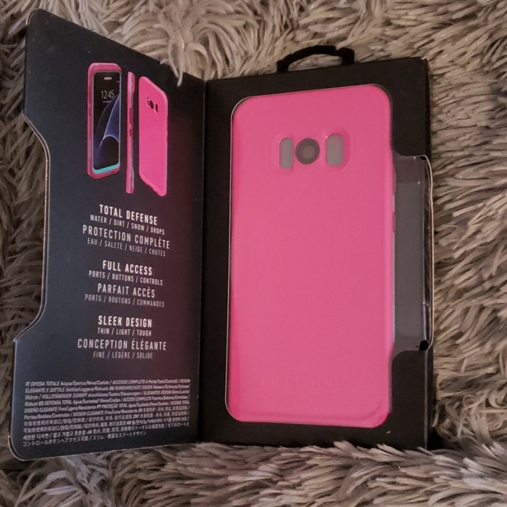 Authentic Pink/Teal LifeProof Frē case.